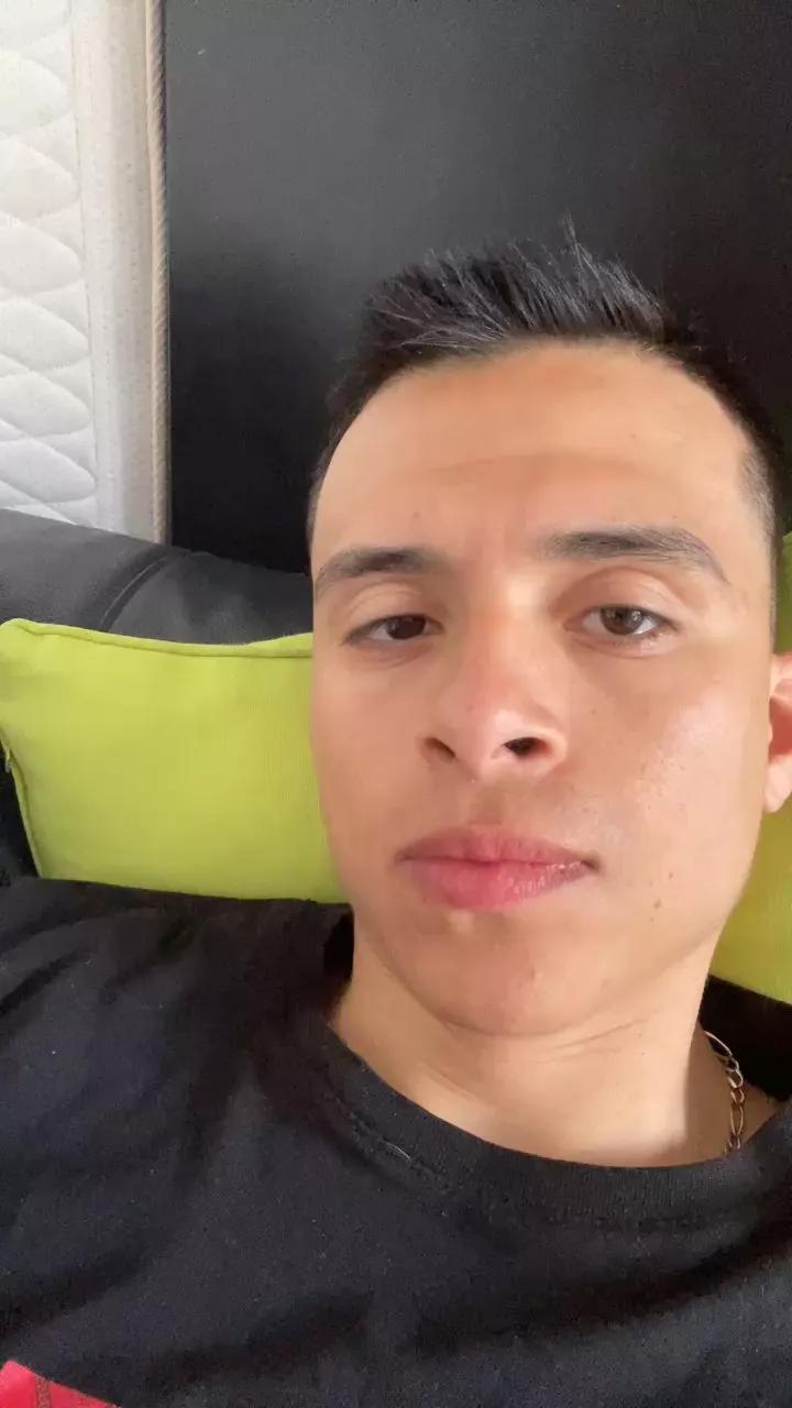 penegrandehot1 on Cam4 