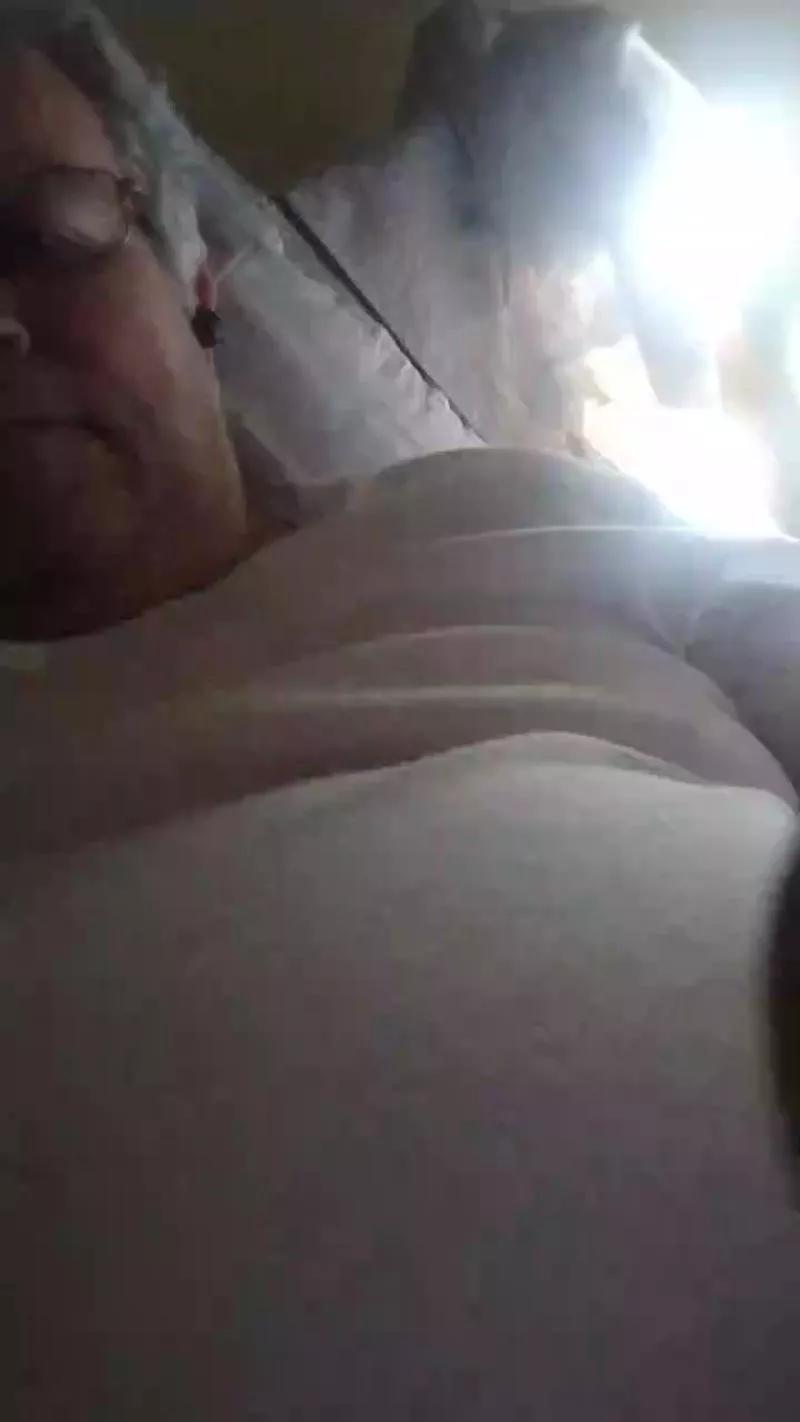 Pepe202020 on Cam4 