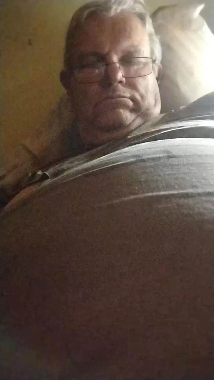 Pepe202020 on Cam4 