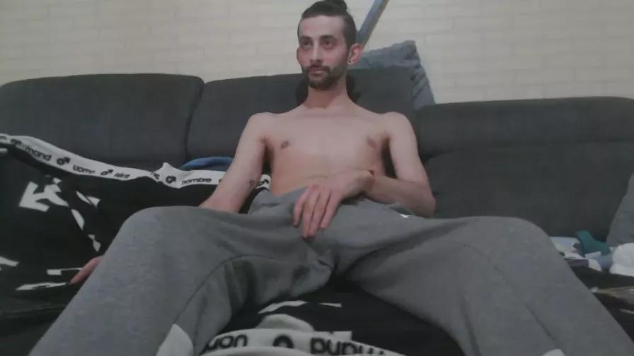 perritoalicant4 on Cam4 