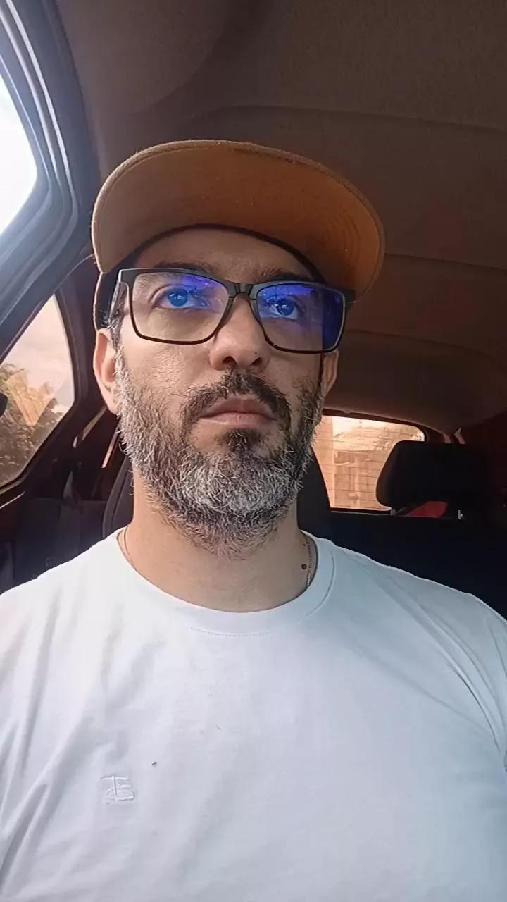 Personal_21 on Cam4 