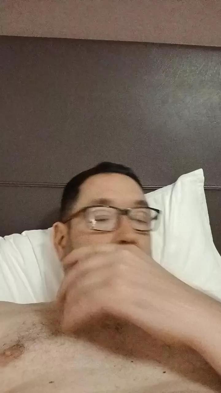 pervintits on Cam4 
