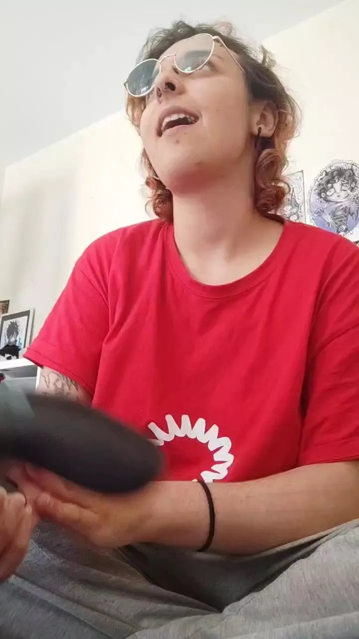 Offline pinkyvamp on Cam4