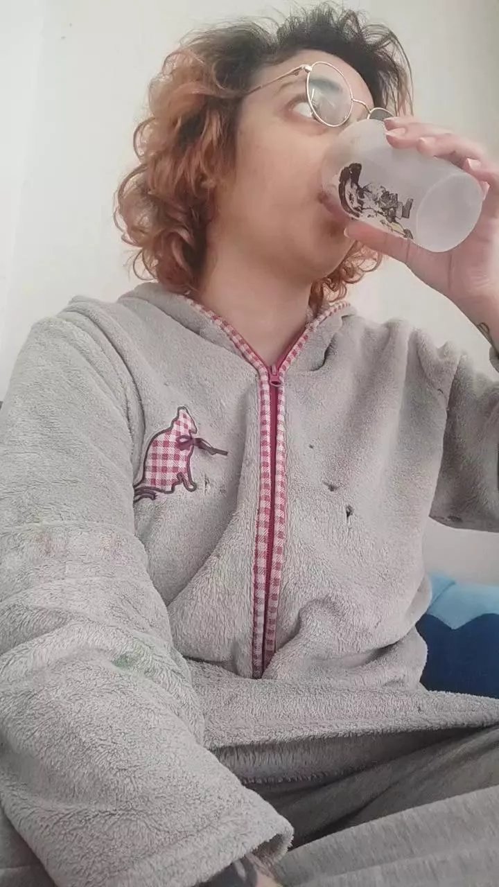 Offline pinkyvamp on Cam4