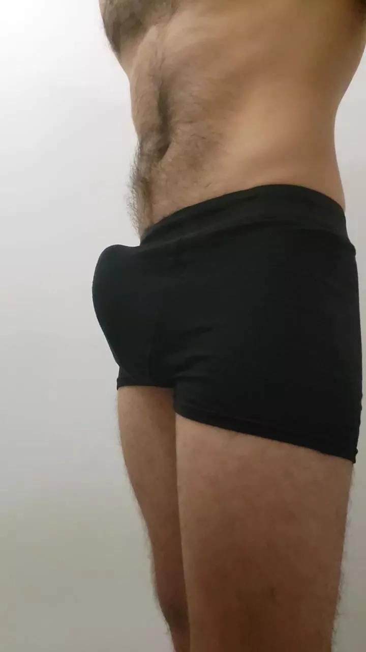 pseudonymee2hot on Cam4 