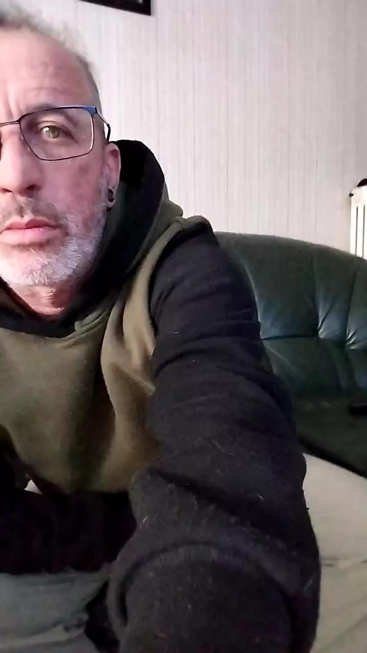ptitcouic on Cam4 