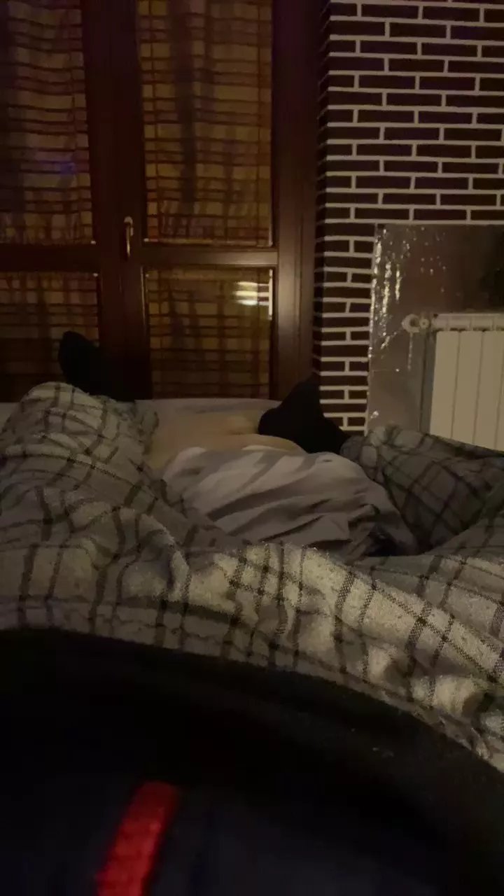 Offline Pulvi on Cam4