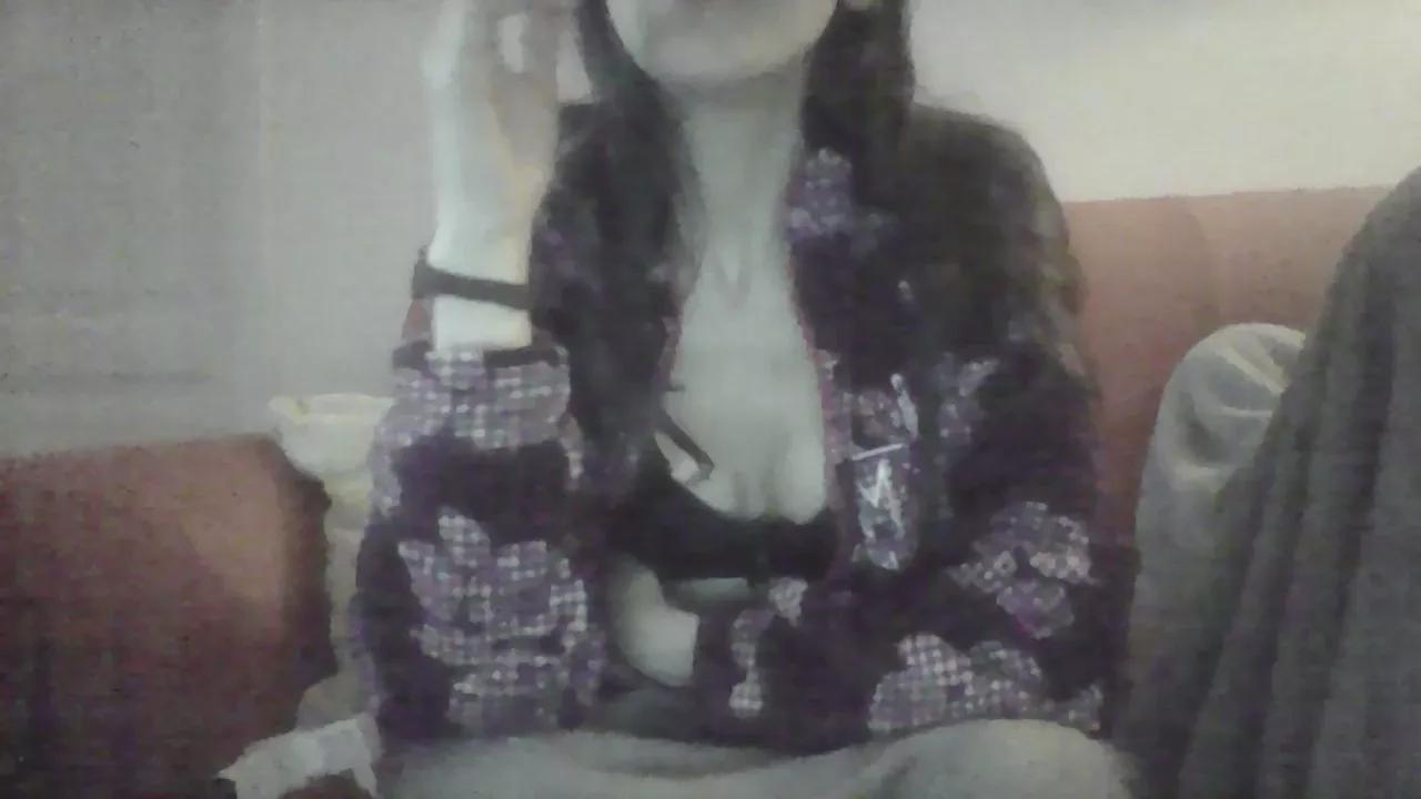 Purosangue86 on Cam4 