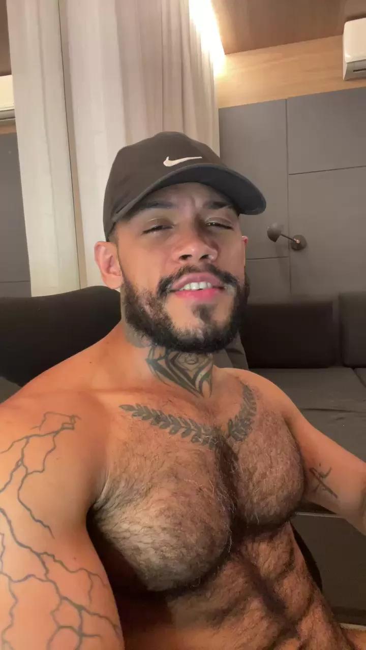 Raik_23 on Cam4 
