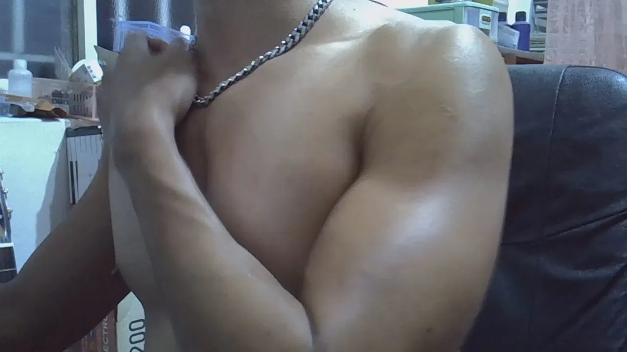 Offline rainpour on Cam4