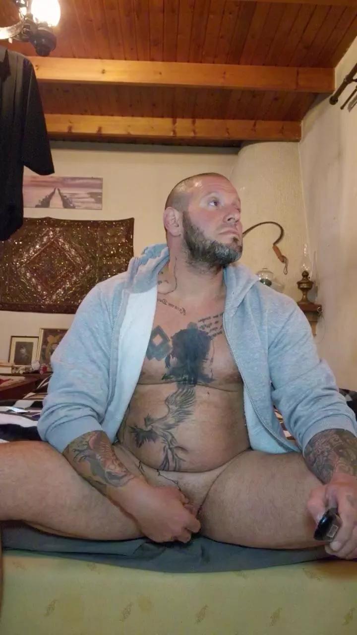 realgame1 on Cam4 