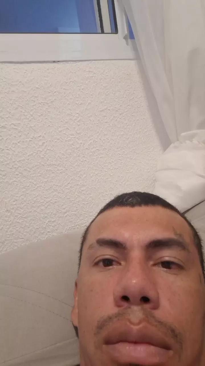 Reis_boyxxx1 on Cam4 