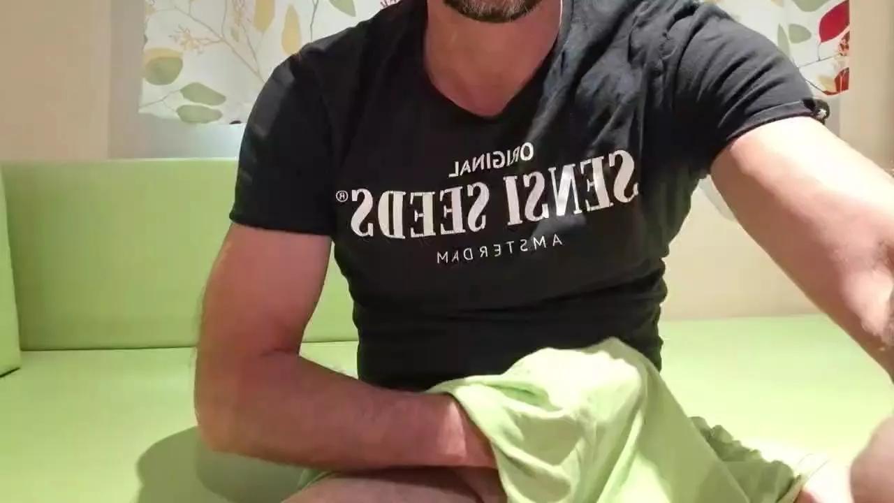 remi06 on Cam4 