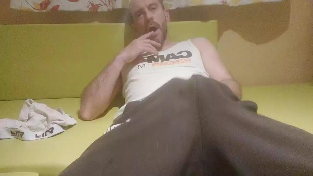 remi06 on Cam4 