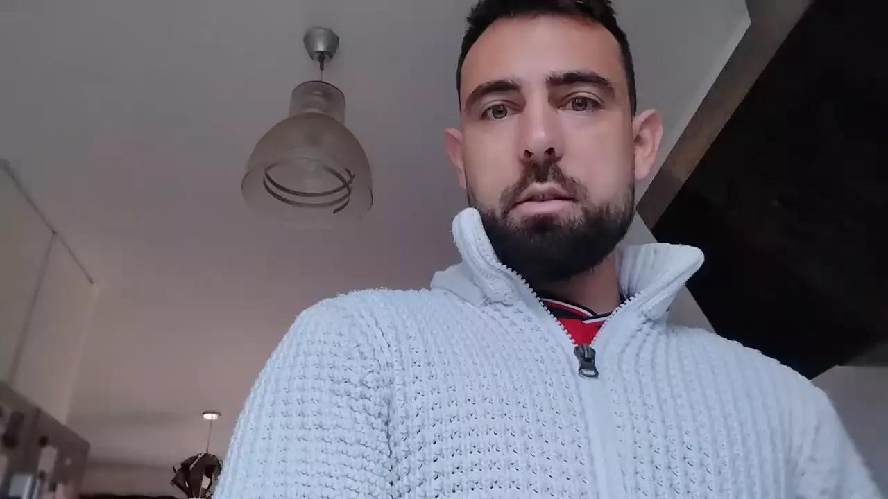Ribeiro33240 on Cam4 