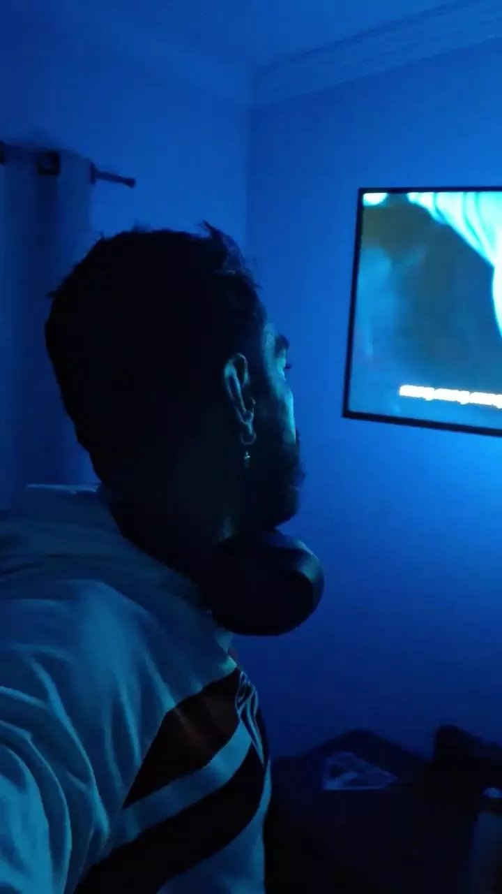 Offline Rickferrari2023 on Cam4