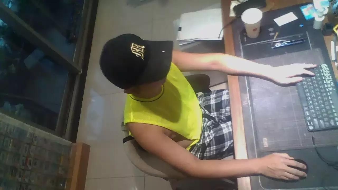 Ricky88888 on Cam4 