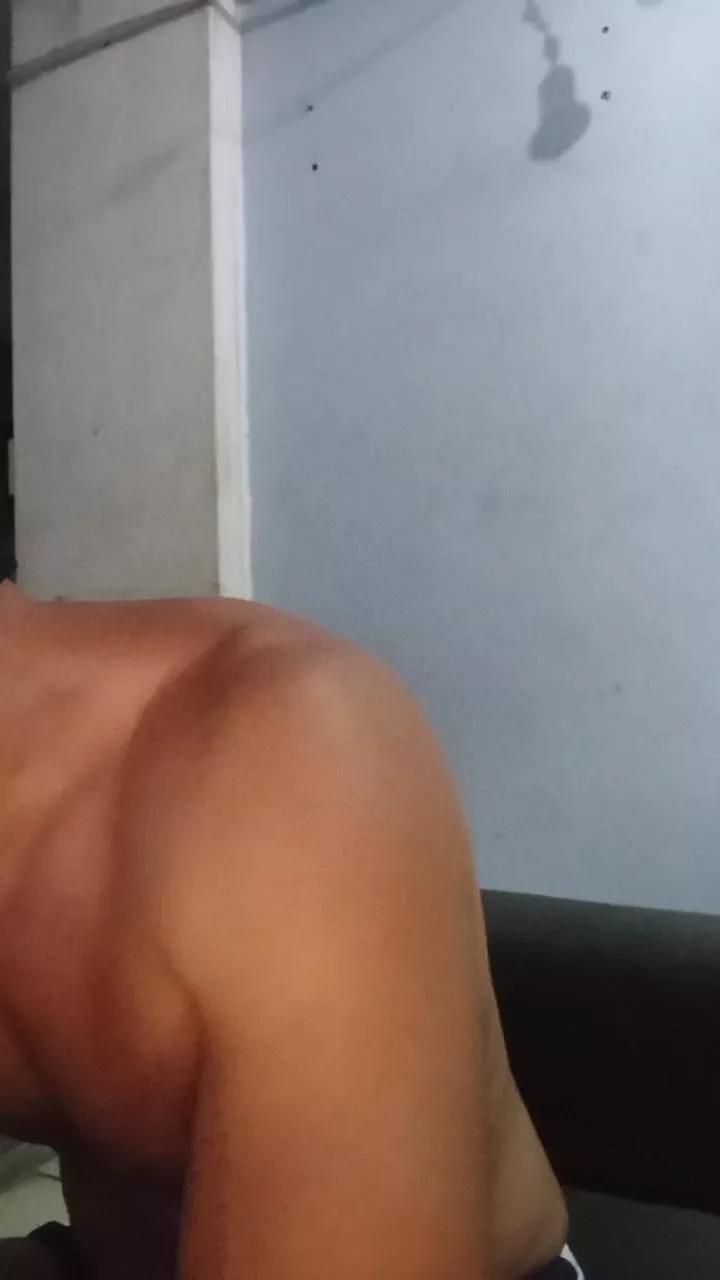 Ricoterodelsur4 on Cam4 