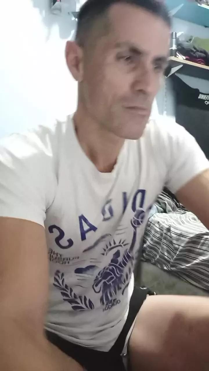 Ricoterodelsur4 on Cam4 