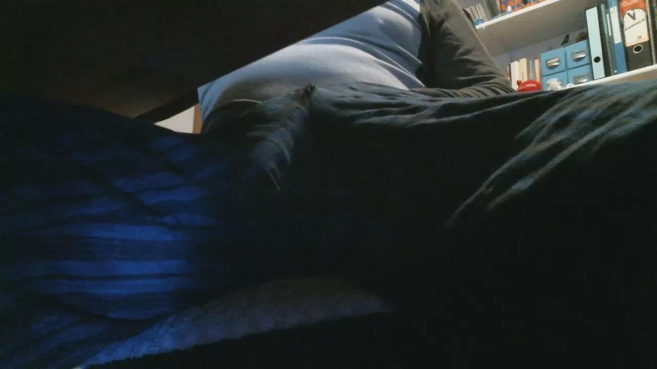 riki_alb on Cam4 
