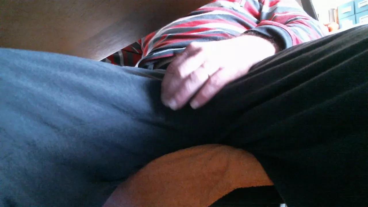 riki_alb on Cam4 