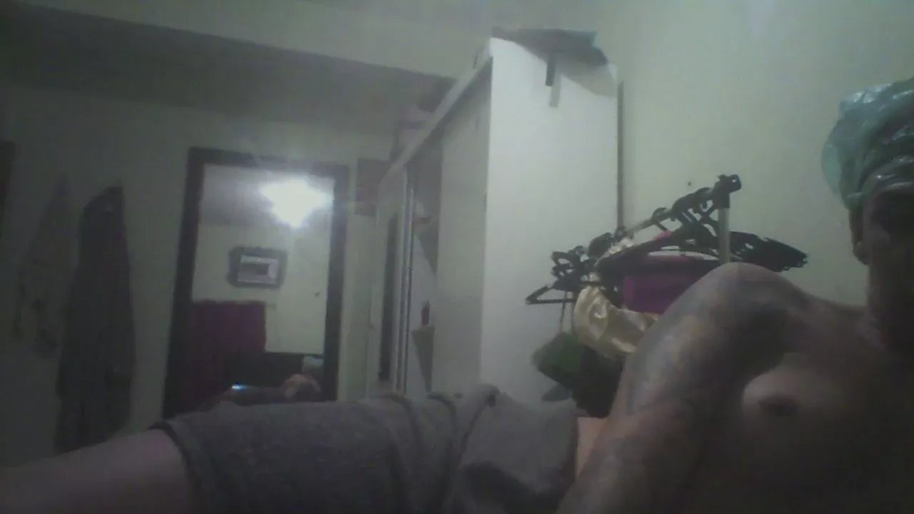 Offline Romenia on Cam4