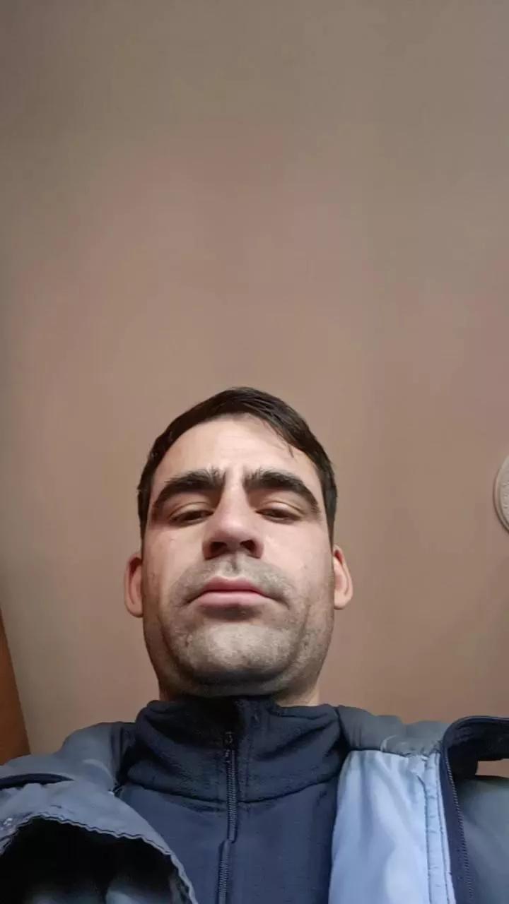 Ronaldlutini on Cam4 