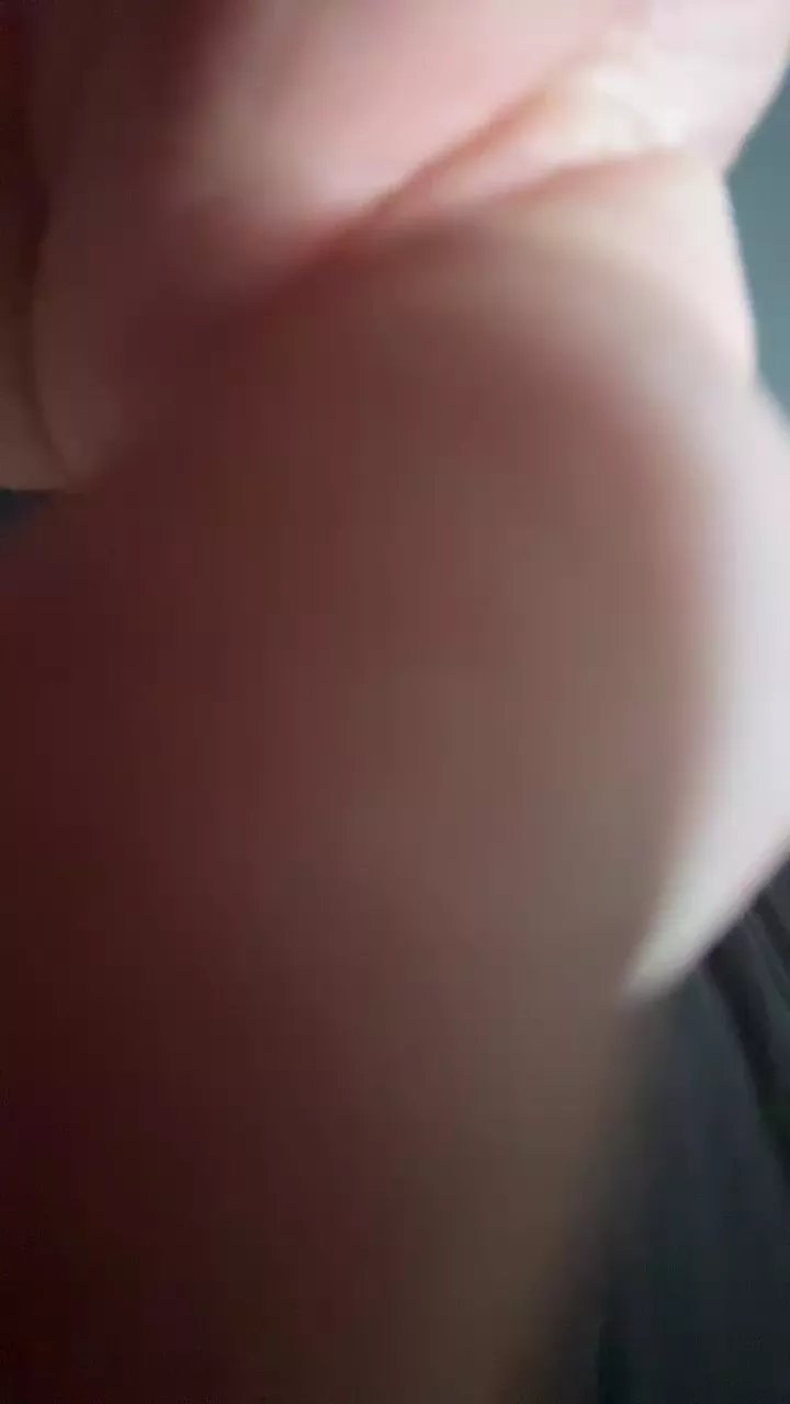 Offline Rorosexydick1 on Cam4