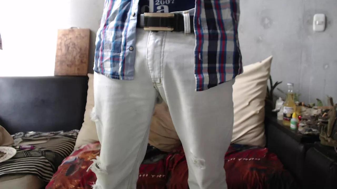 roystonee on Cam4 