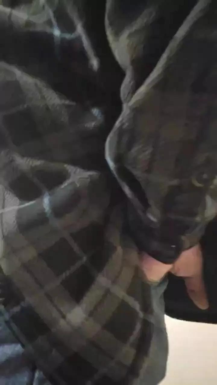 Rozznine on Cam4 