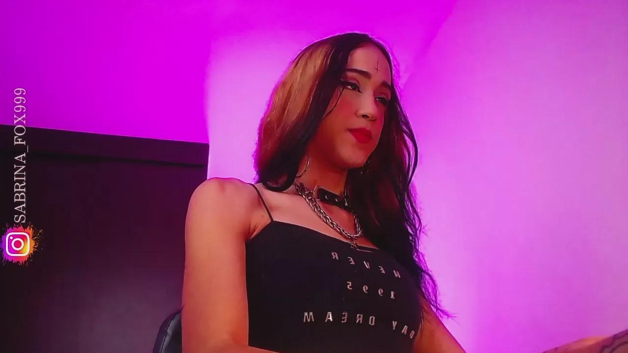 sabriina_fox666 on Cam4 