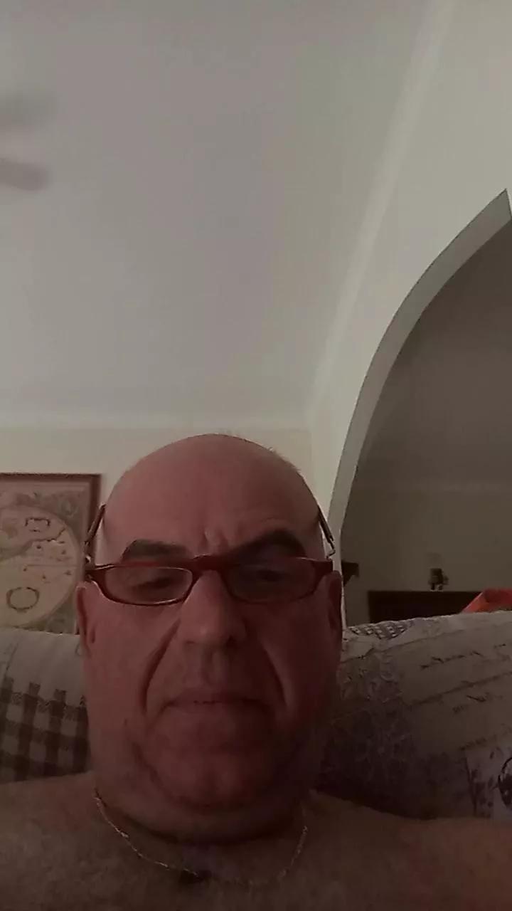 sante87 on Cam4 