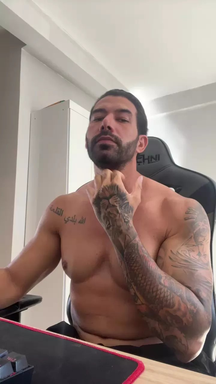 Offline Saradoalto23 on Cam4