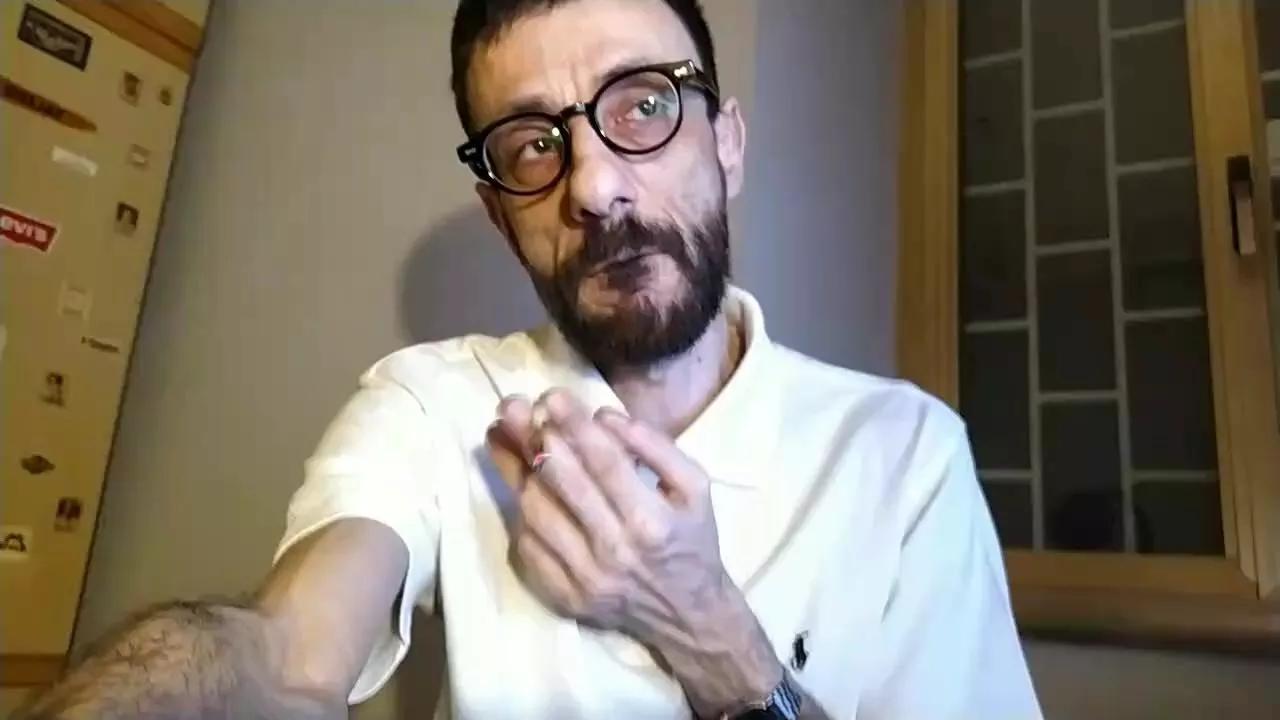 scrocchia84 on Cam4 