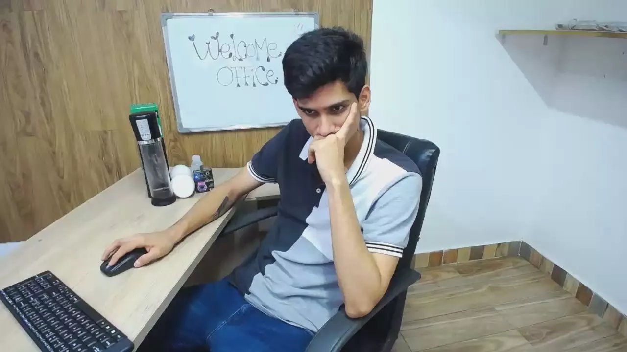 Offline Sebalexis7 on Cam4