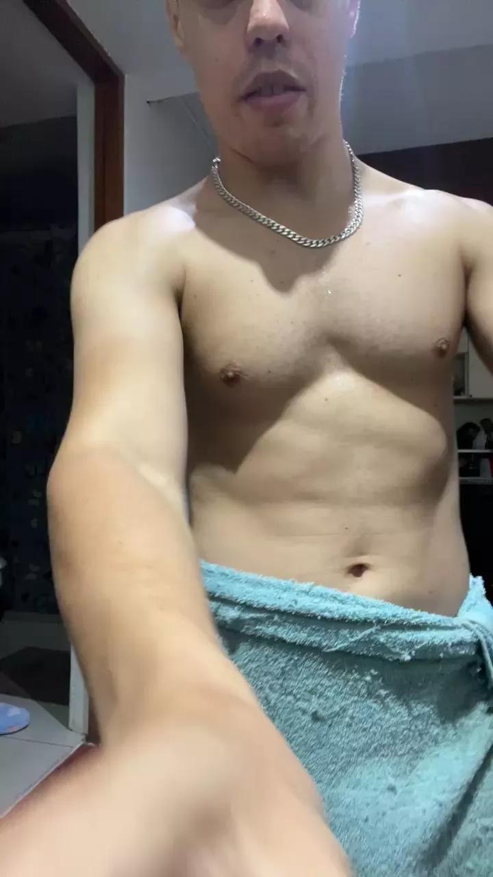 Sebas_RiveraOn on Cam4 