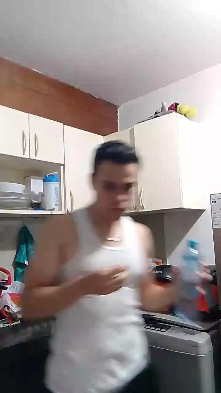 Sebas_RiveraOn on Cam4 