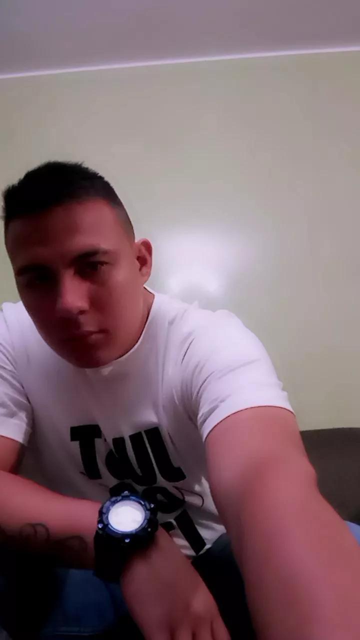 Sergio201829 on Cam4 