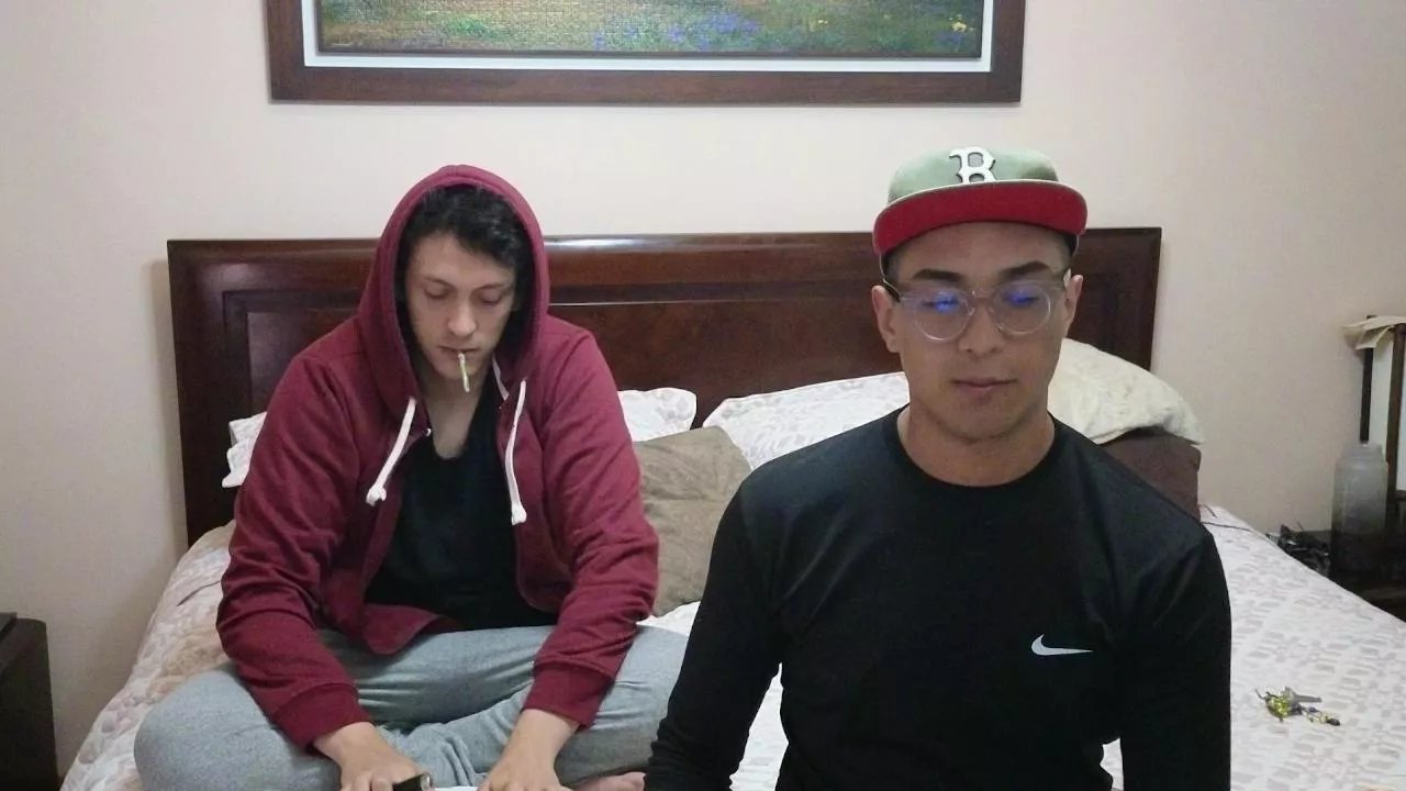 Offline Serguioguecha33 on Cam4