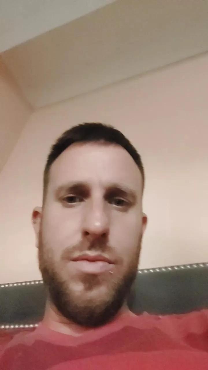 Sertito3333 on Cam4 