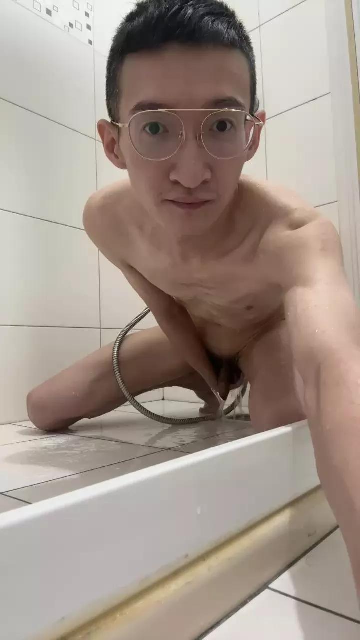 skin168 on Cam4 
