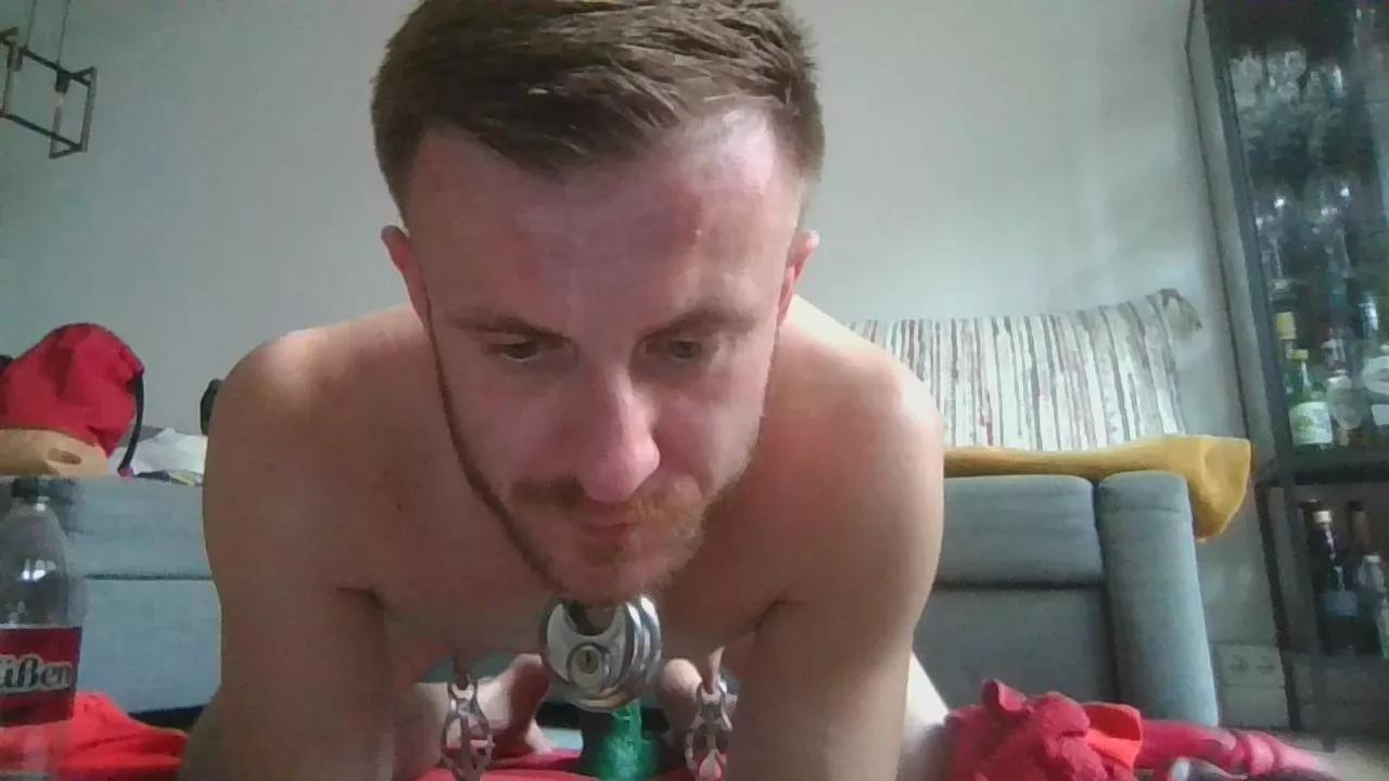 slaveboy4Sir on Cam4 