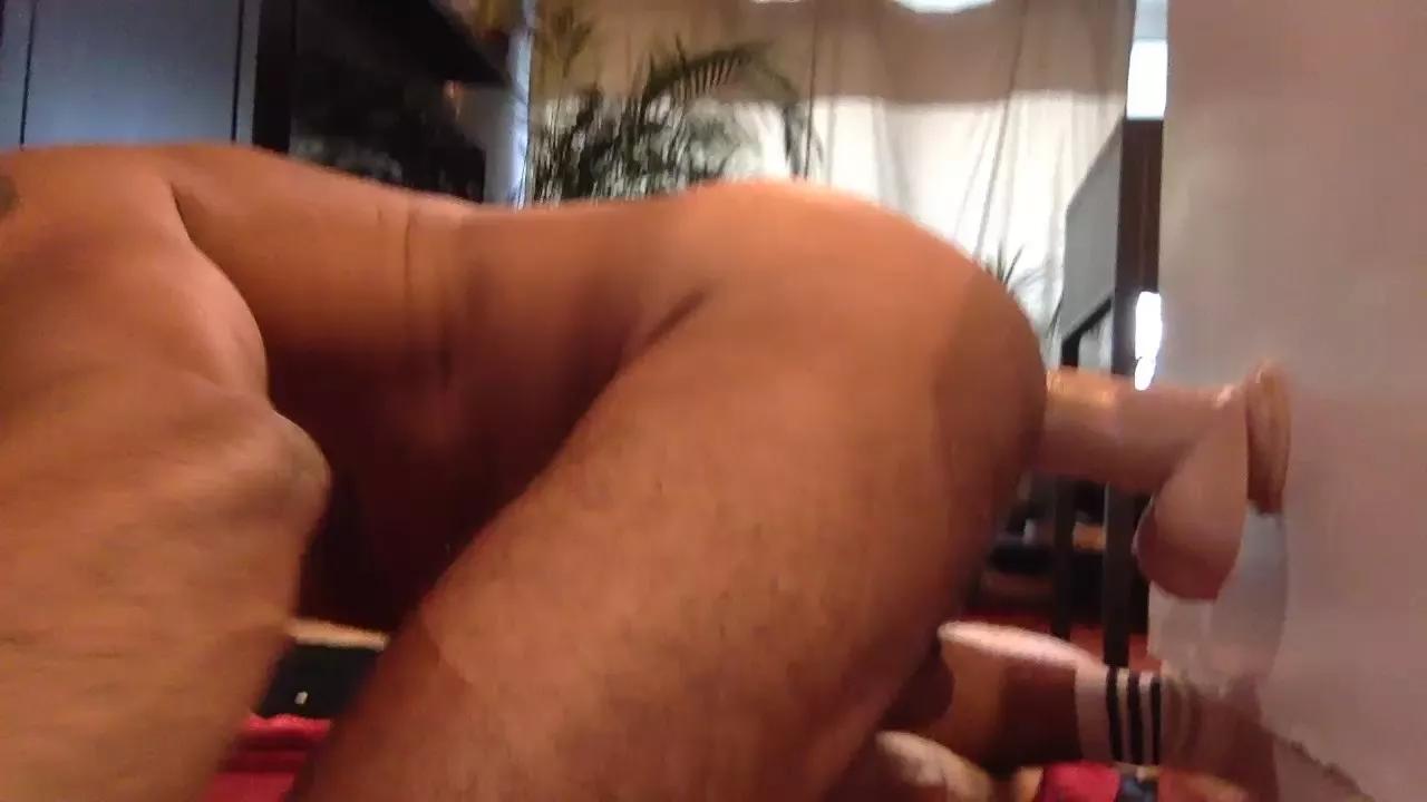 SoloAssPlayer on Cam4