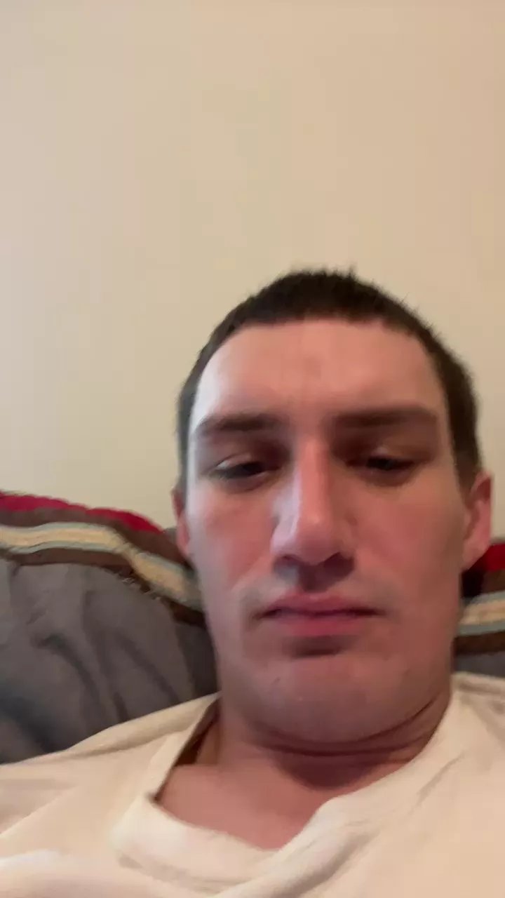 Offline SteelersBulls6 on Cam4