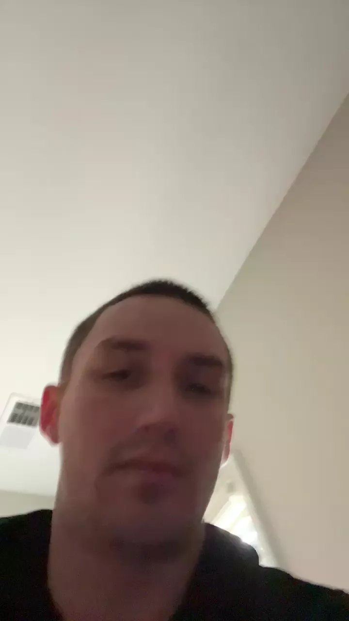 Offline SteelersBulls6 on Cam4