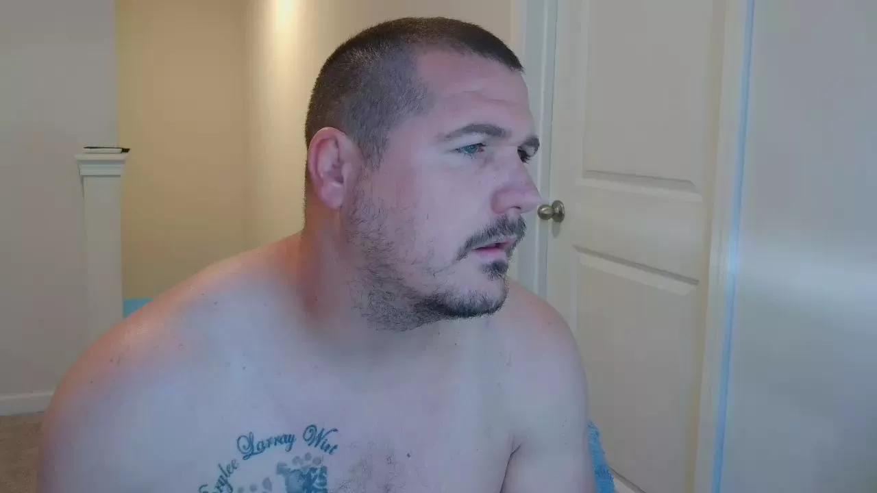 Tanktoo92 on Cam4 