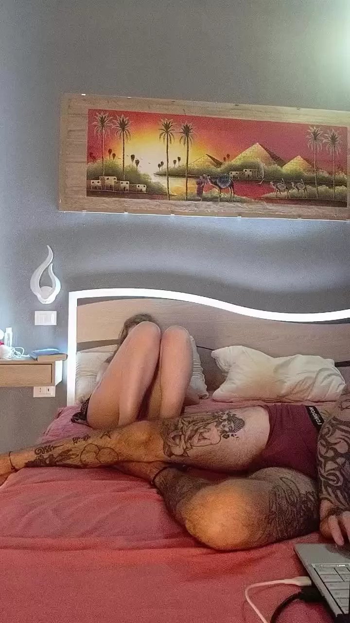 Offline the_eagercouple on Cam4