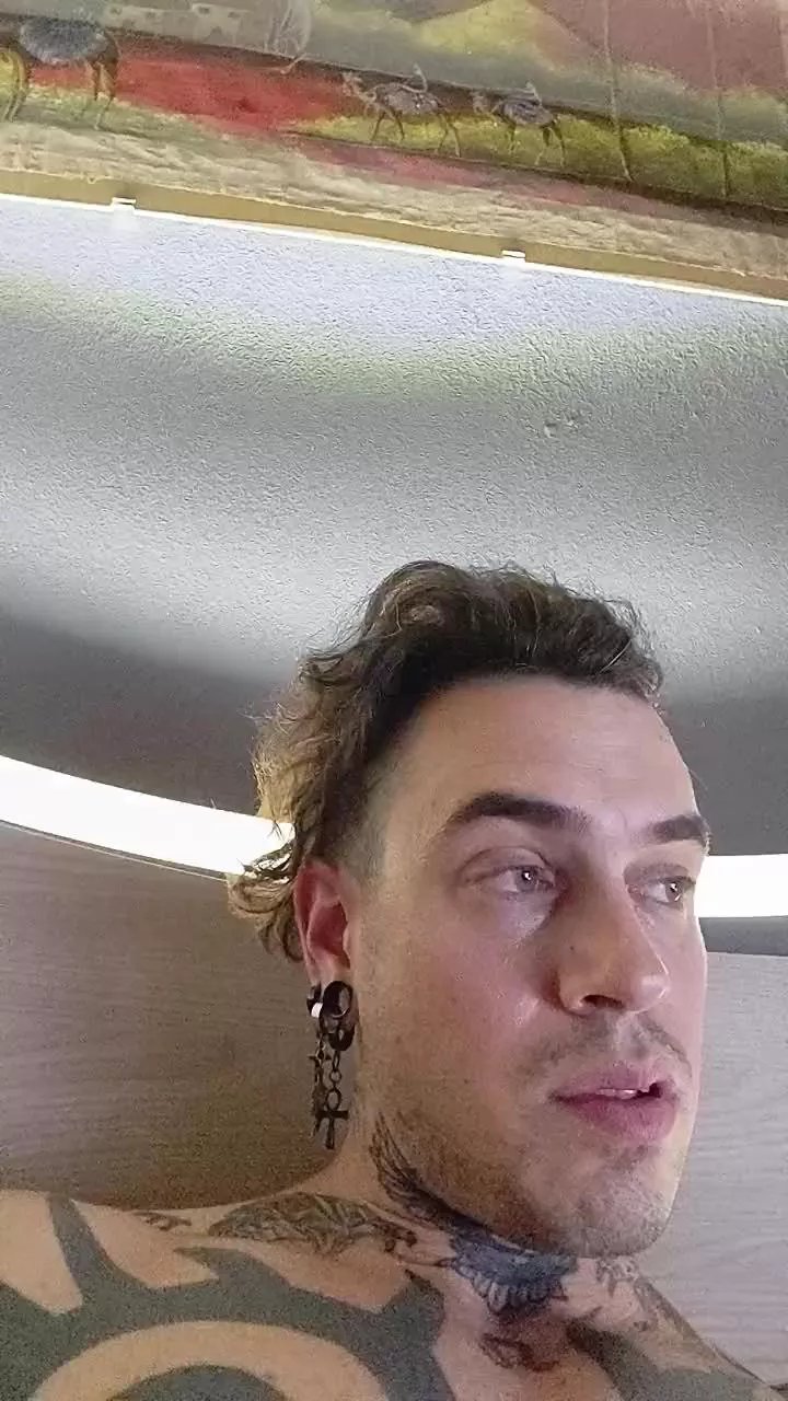 Offline the_eagercouple on Cam4