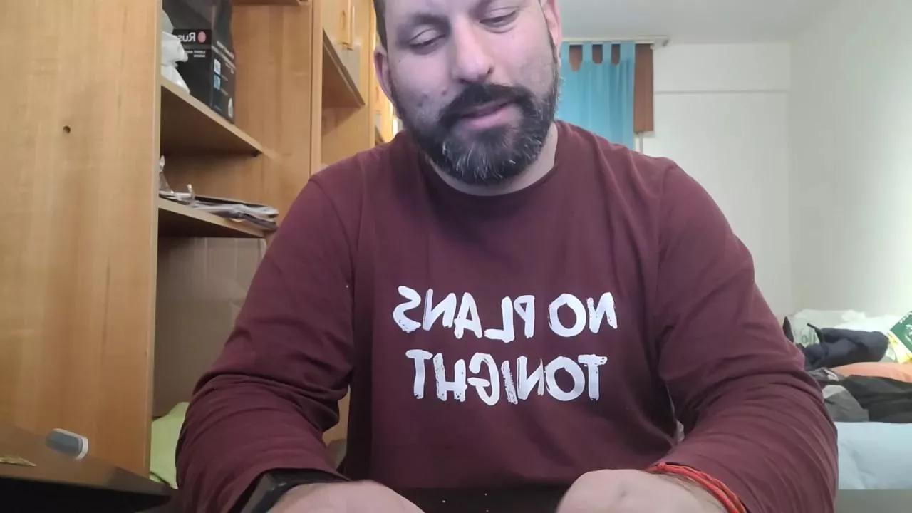 the_moontiger on Cam4 