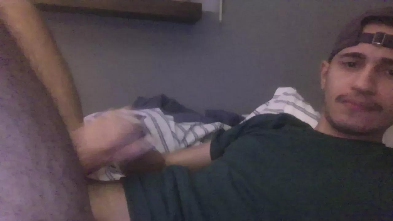TheBigShip on Cam4 